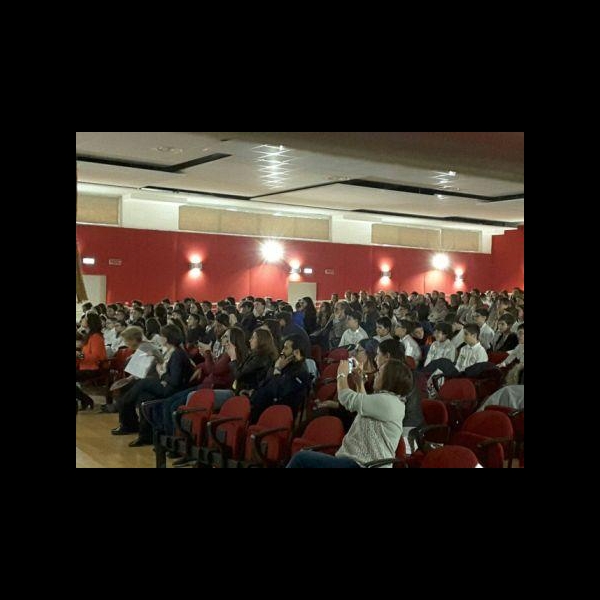 Poesia è luce nella notte 2017 - 21 marzo, partecipazione corale al Liceo 